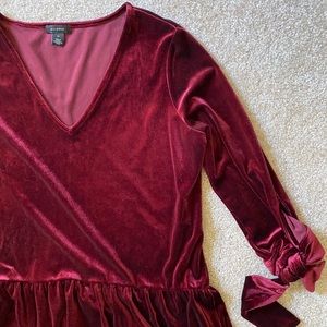 Halogen Nordstrom crushed velvet peplum blouse